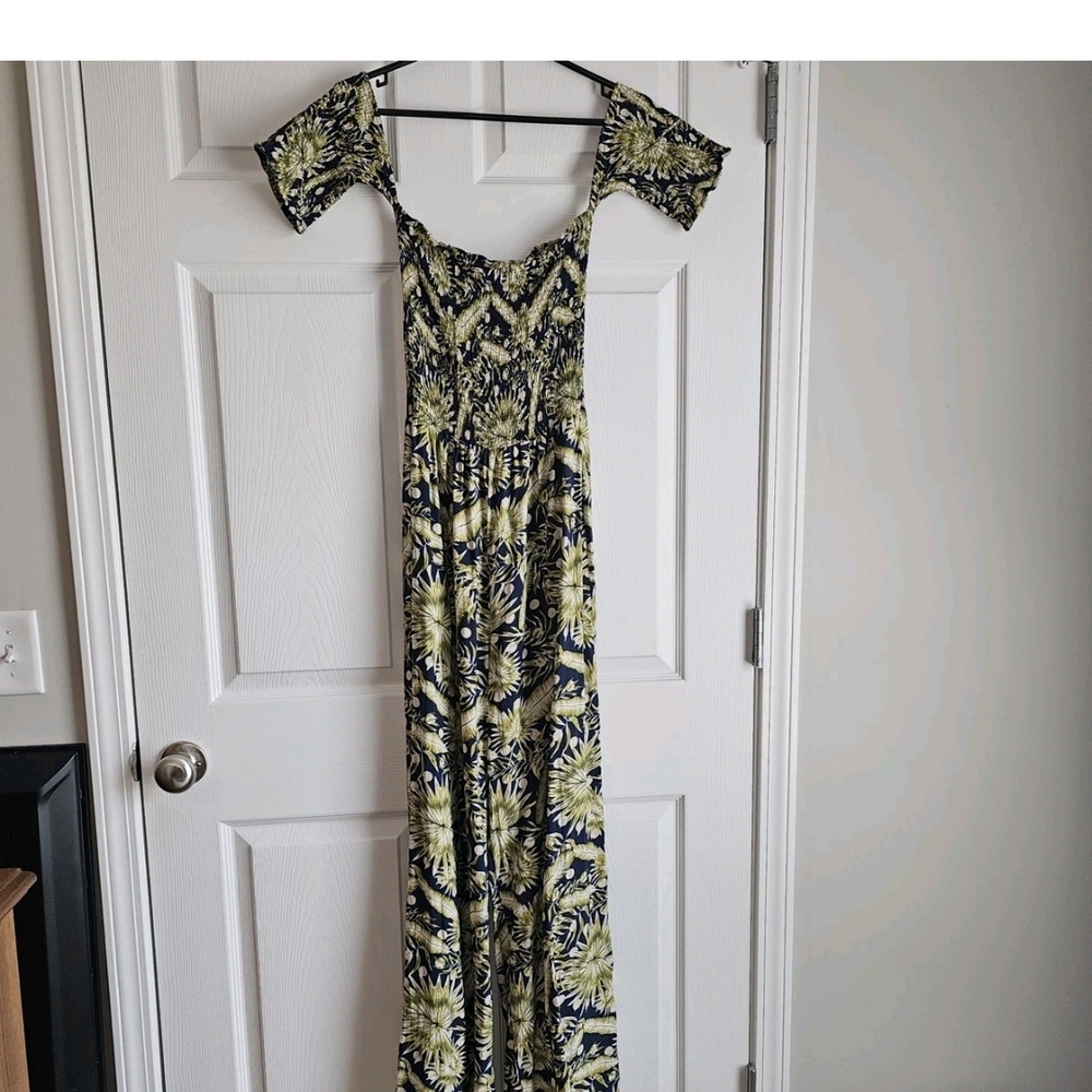 Easel Los Angeles Boho Chic Jumpsuit Oversized Wide Leg Smocked Off Shoulder M